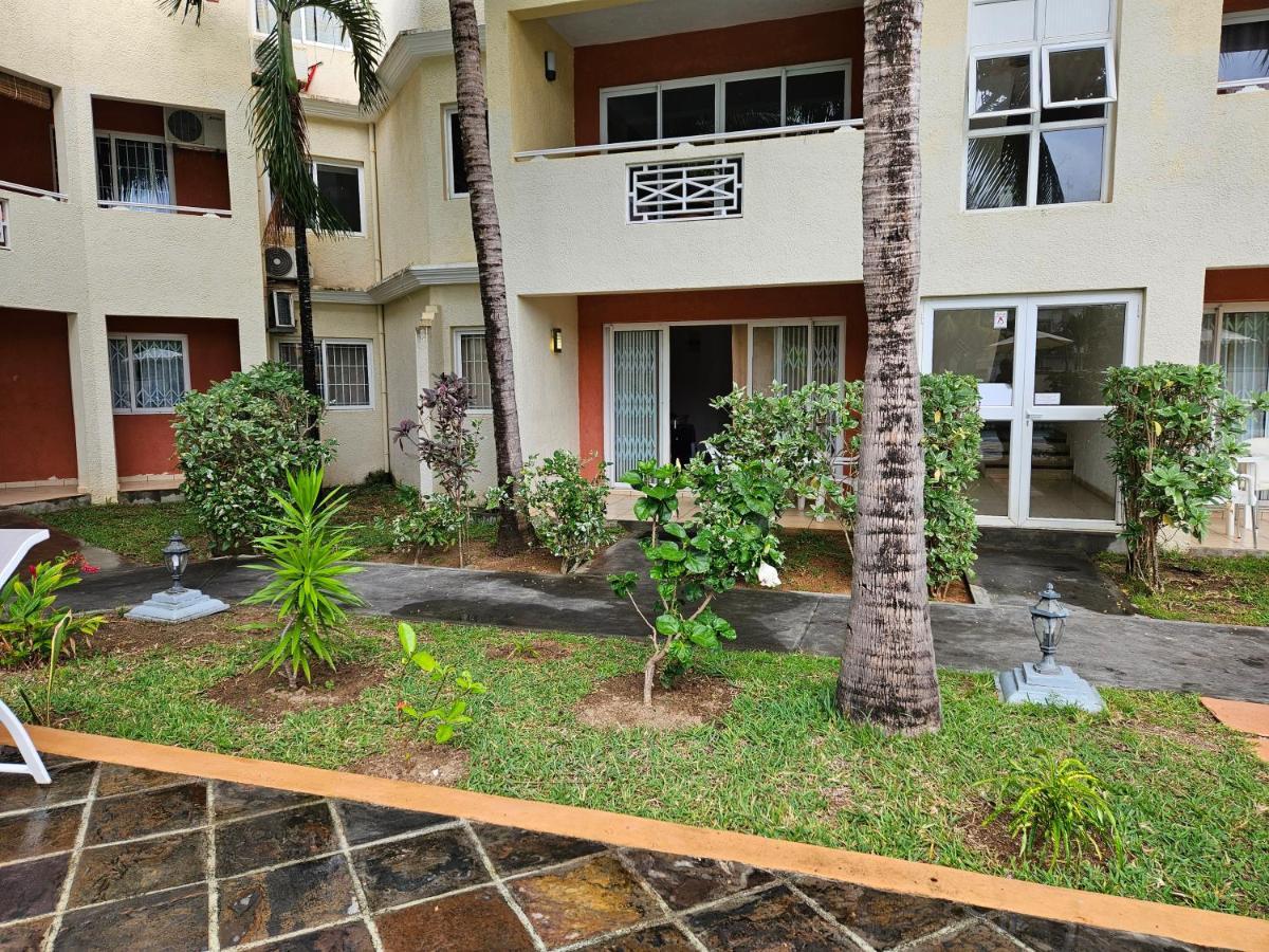 Flic En Flac, Les Orchidees, 3 Bedroom Ground Floor Apartment, Exterior foto